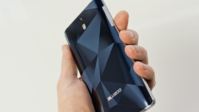 4 Telefon Pintar Mampu Milik Terbaik – Mengikut Takuk Harga Masing-Masing