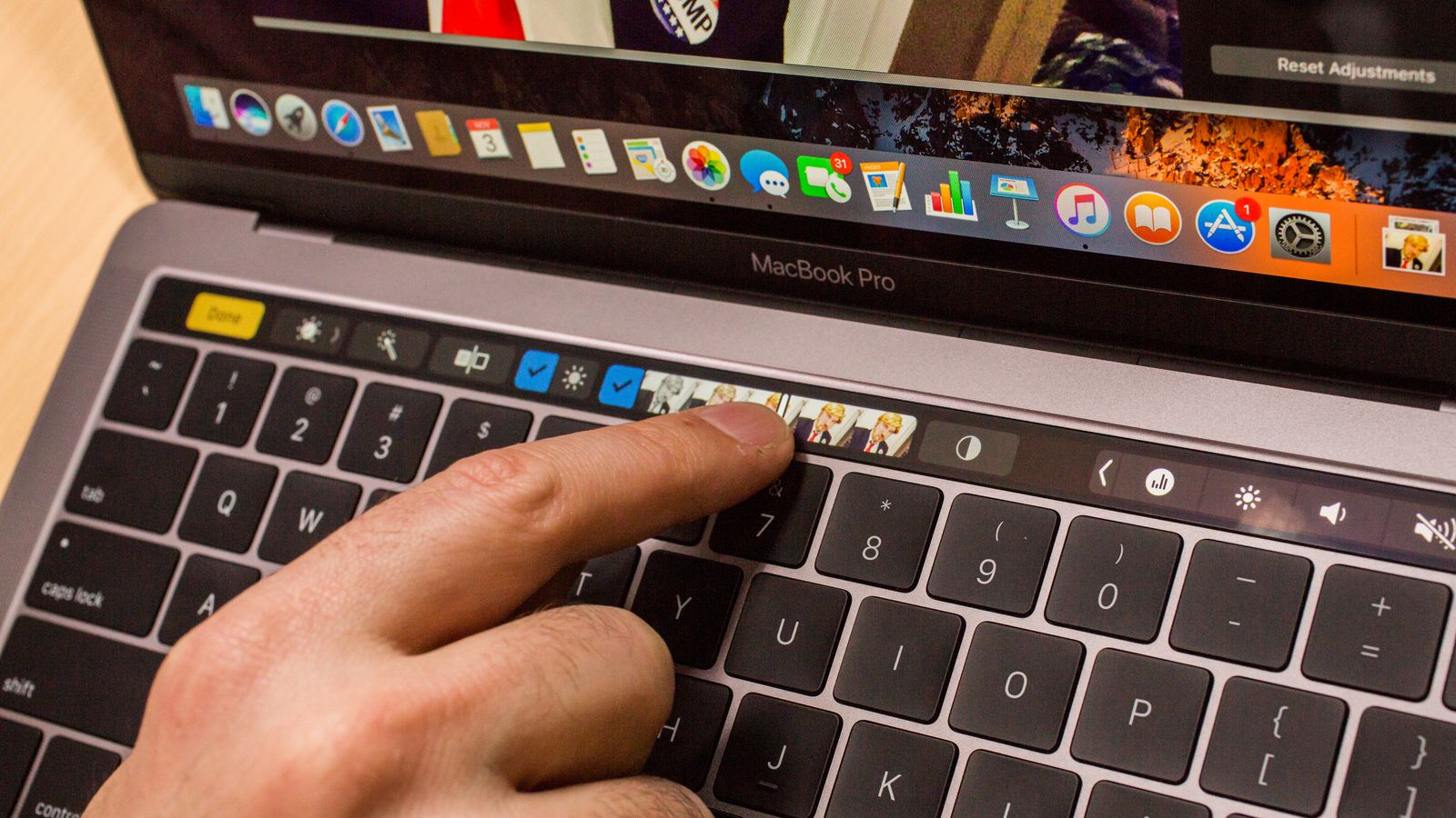 MacBook Terbaru Apple Menjadi MacBook Pertama Yang Tidak Disyorkan Oleh Consumer Reports