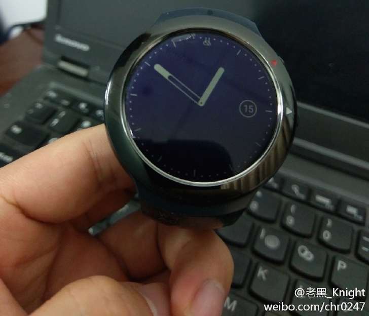 Gambar Tertiris Jam Pintar HTC Halfbeak