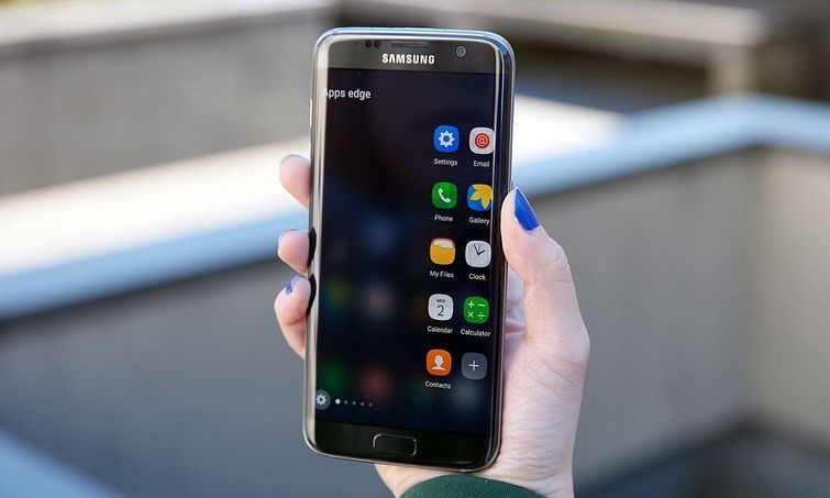MWC 2017: Samsung Galaxy S7 Edge Dinobatkan Sebagai Telefon Pintar Terbaik 2016