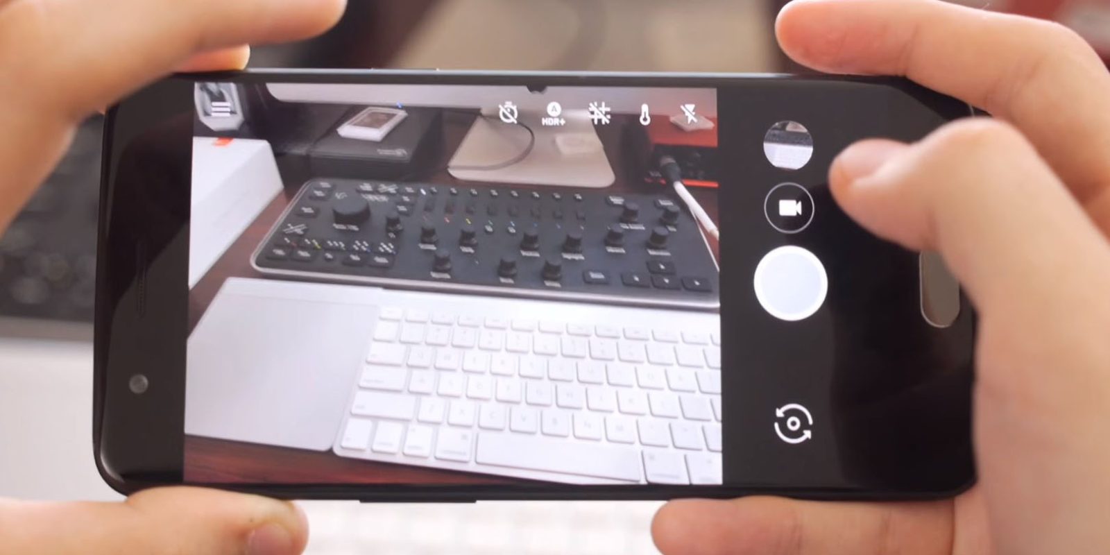 Lelaki Ini Tunjukkan Perbezaan Gambar Antara Stok MIUI Dengan Google HDR+ Menggunakan Xiaomi MiA1