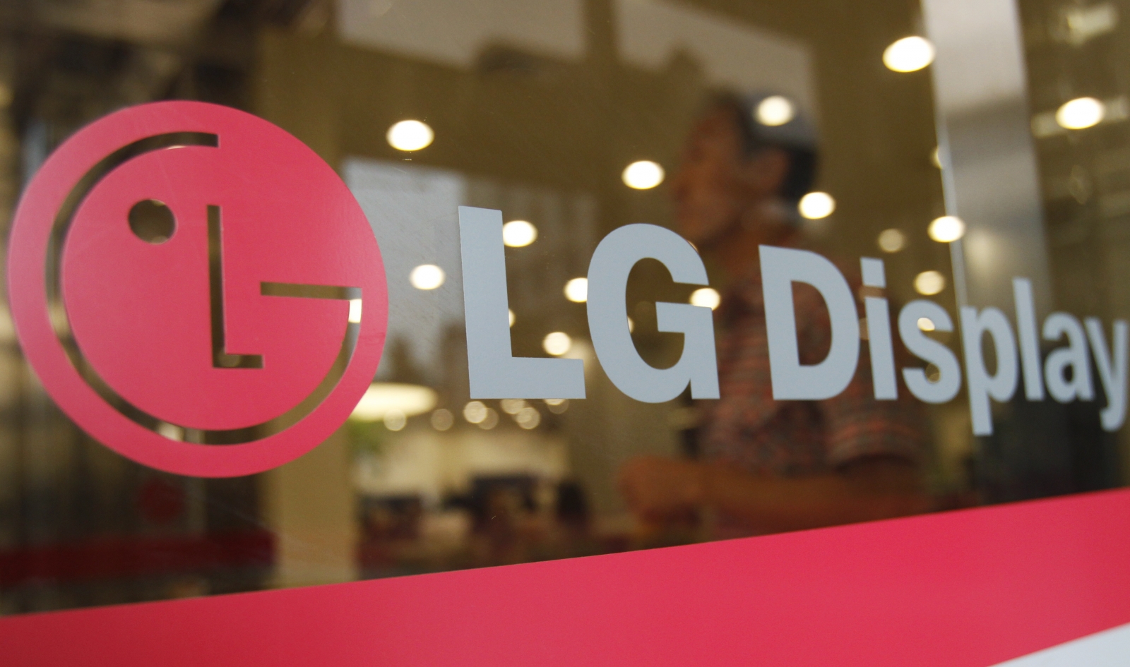 LG Bakal Tampil Dengan Skrin Paparan 8K OLED Yang Pertama Di Dunia