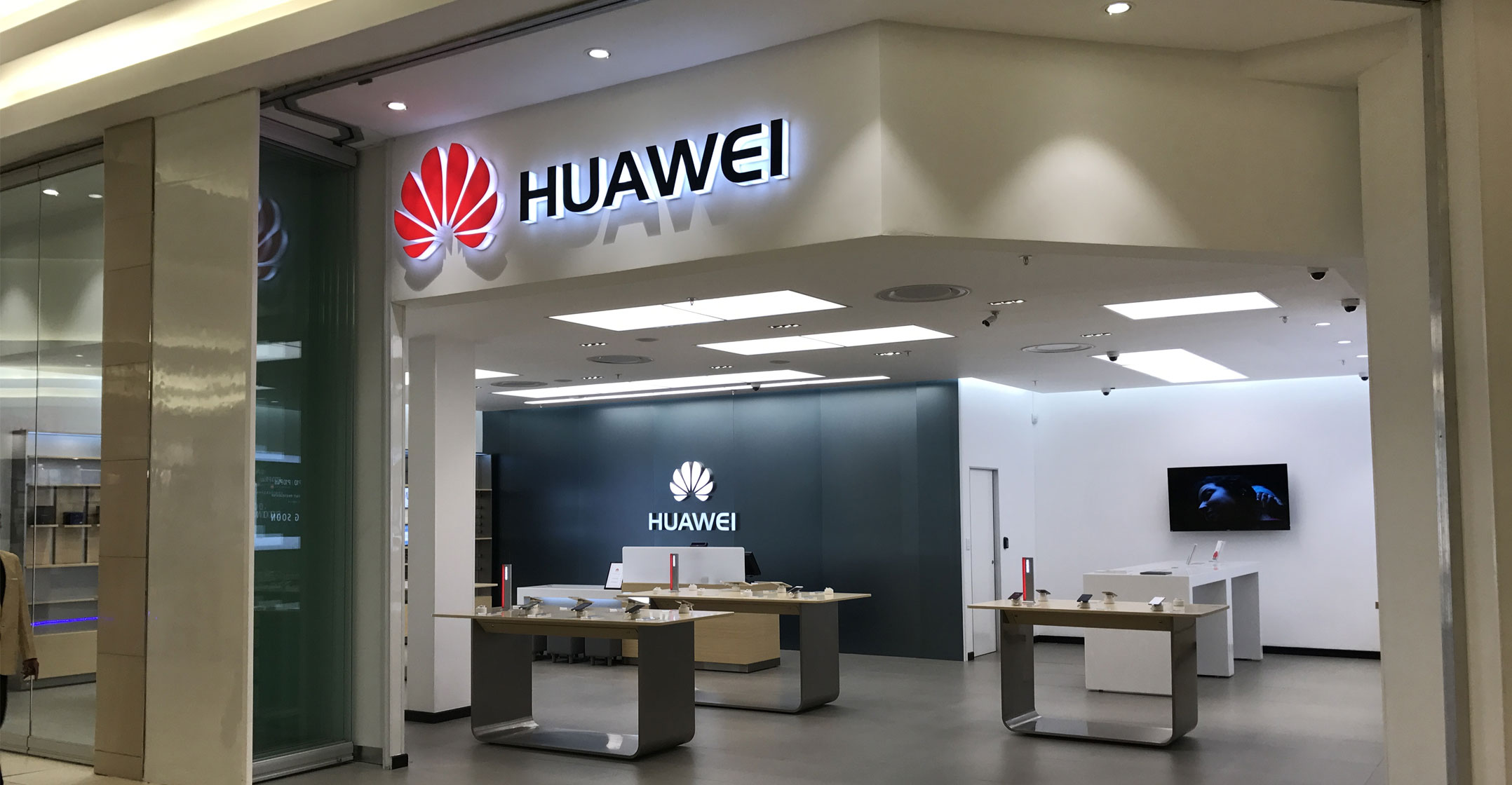 Huawei Akan Lancarkan Telefon Boleh Lipat Dalam Masa Setahun