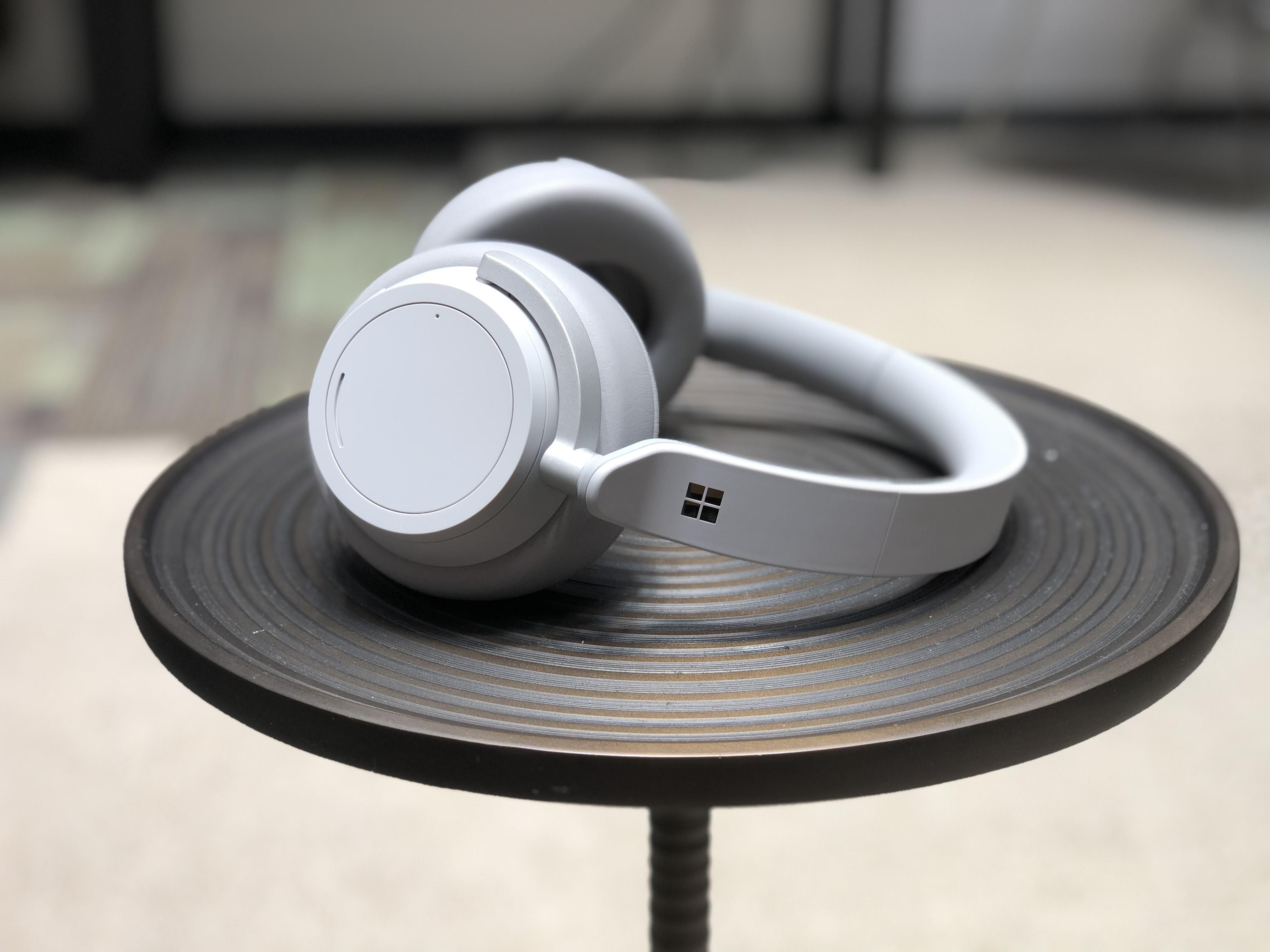 Surface Headphones Diperkenalkan, Hadir Dengan Fungsi Cortana Terbina