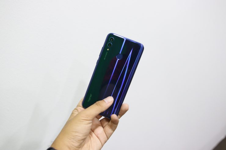 Honor 10 lite Bakal Menggugat Honor 8X? Persengketaan Adik Beradik