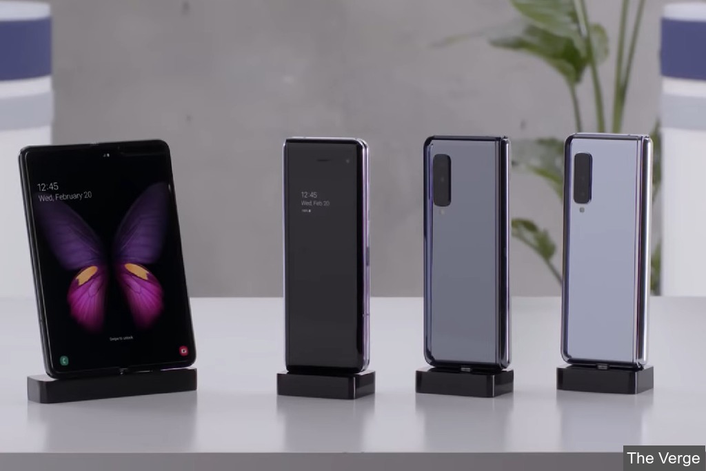 Samsung Tawarkan Panel Paparan Boleh Lipat Mereka Kepada Apple & Google