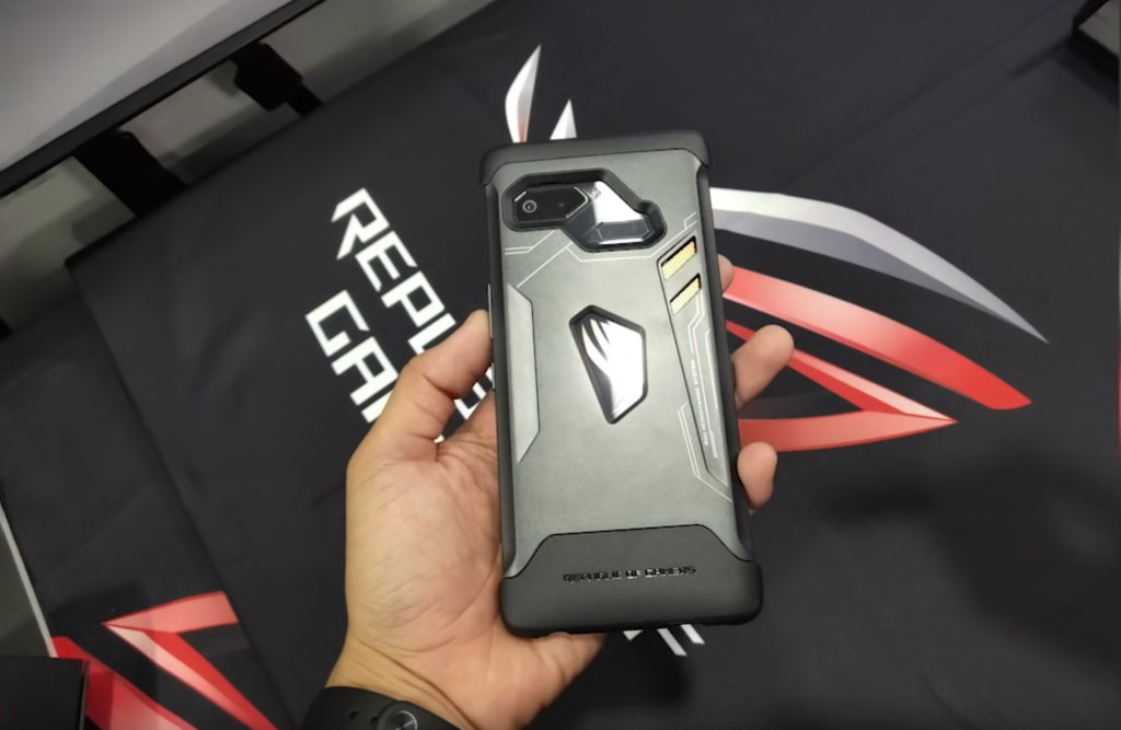 ASUS ROG Phone Dapat Potongan Harga Sebanyak RM1000 Untuk 