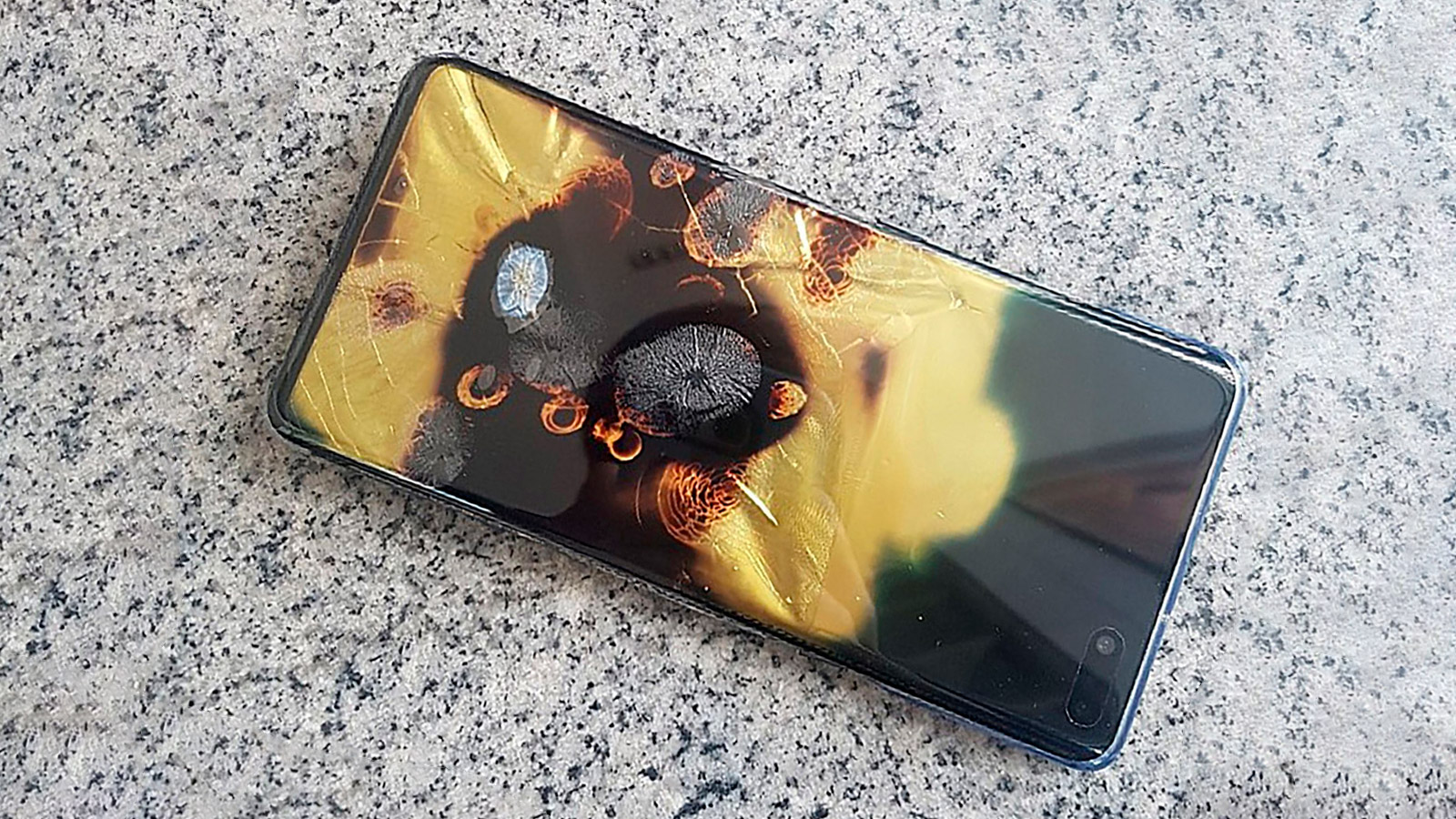 Samsung Galaxy S10 5G ‘Tebakar’ Di Korea Selatan