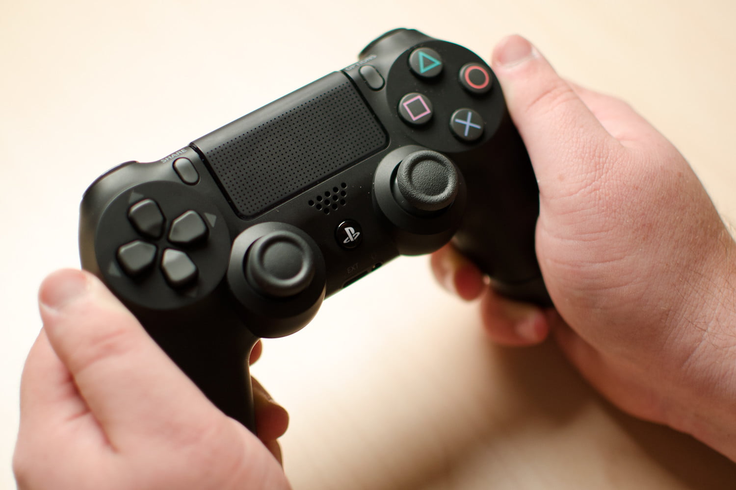 Akhirnya Sony Bersuara Tentang Perdebatan Panggilan Sebenar Butang ‘X’