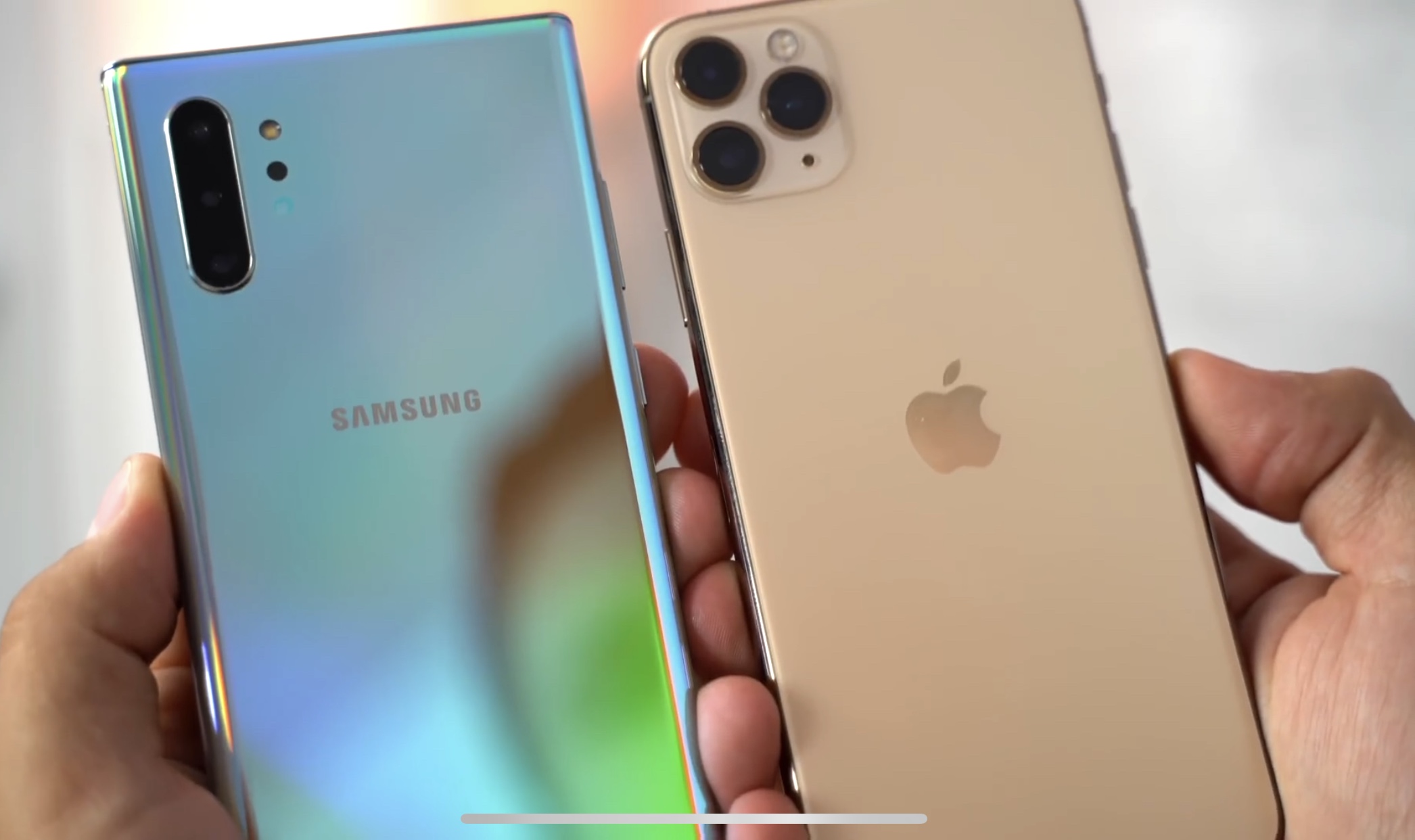 Bagaimana Paparan Iphone 11 Pro max Berjaya Menewaskan Paparan Samsung Galaxy Note 10+: Max Tech