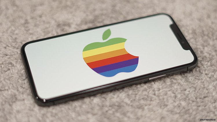 Apple Disaman Seorang Lelaki Kerana Mengubah Dirinya Menjadi Gay
