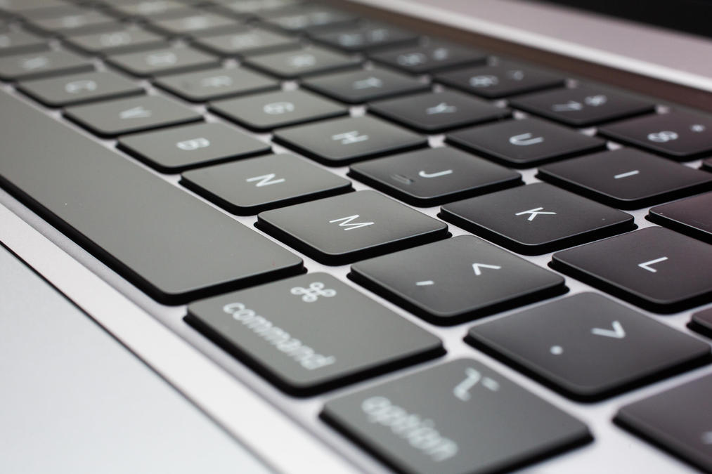 Ujian Menaip Mendapati Papan Kekunci MacBook Pro 16 Inci Baharu Lebih Senyap
