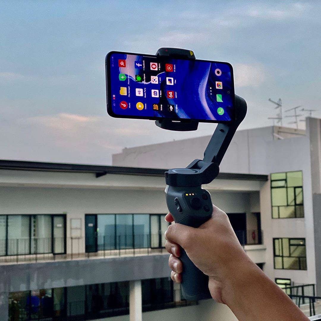 DJI Osmo Mobile 3, Gimbal Telefon Pintar Terbaik